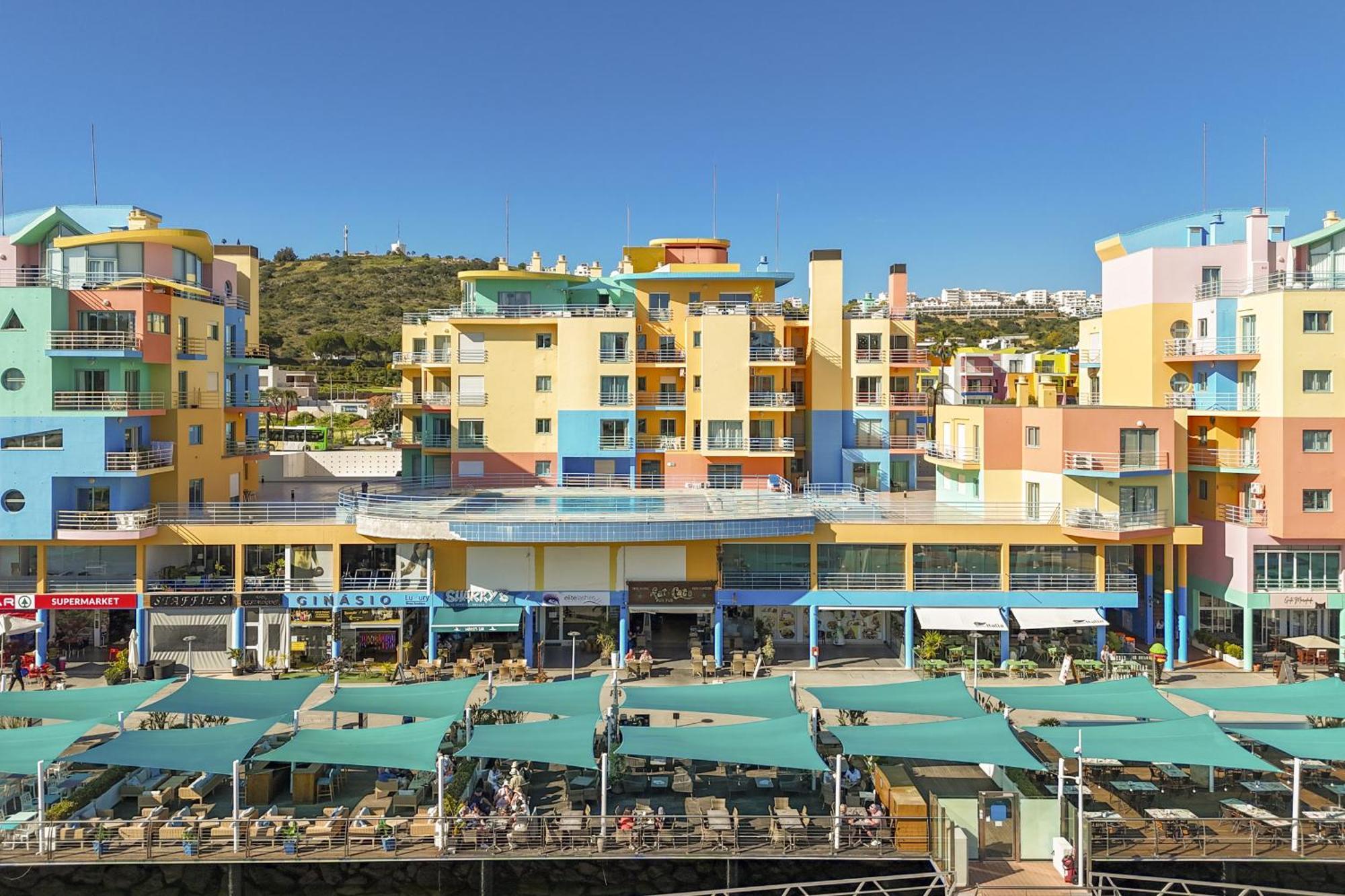 Marina Breeze Apartment With Pool - 900M From The Beach Албуфейра Экстерьер фото