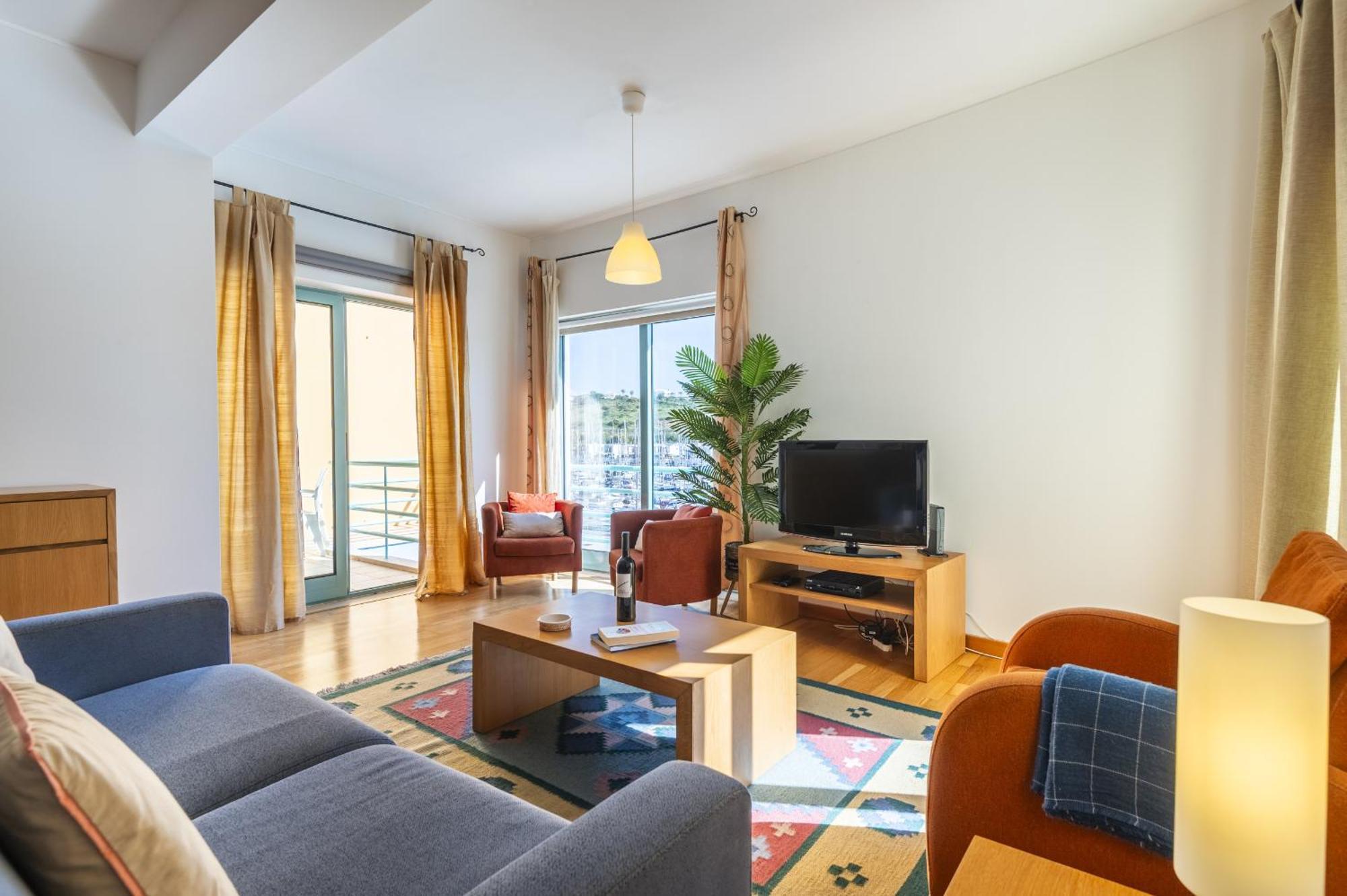 Marina Breeze Apartment With Pool - 900M From The Beach Албуфейра Экстерьер фото